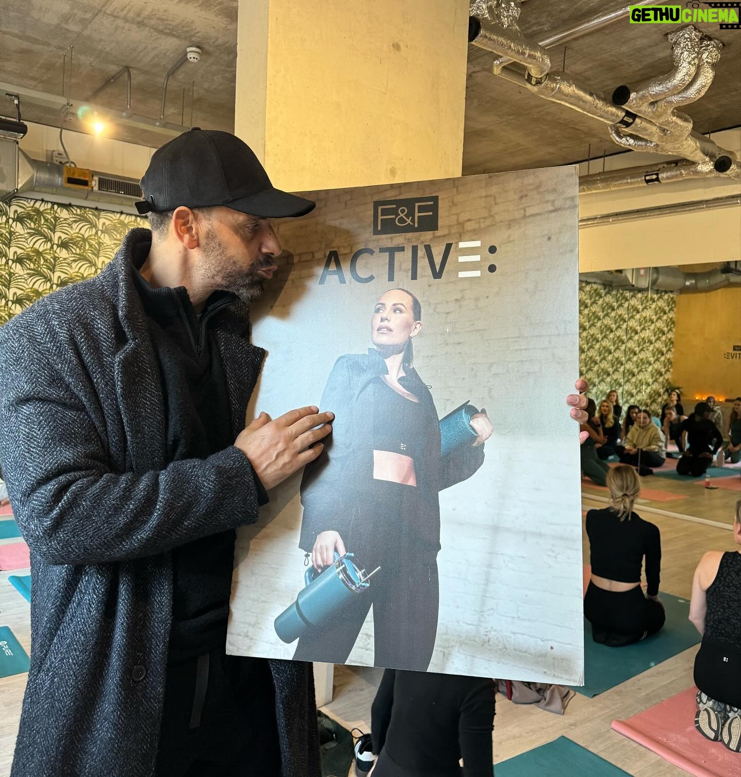 Kate Wright Instagram - A fabulous morning of yoga & good vibes to celebrate my @fandfclothing active collection 🧘🏼♀️ It was very surreal to see everyone in my range ✨ Thank you to everyone who made today possible and for everyone’s continued support. I’m so very grateful and happy you all love it. And a special thank you to my husband for always supporting me in everything I do. I love you so much 🥹❤️