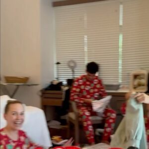 Kate Wright Instagram - Christmas in paradise ❤️