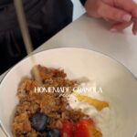 Kate Wright Instagram - Quick, easy & very tasty Granola 🌰🫐🍓 I’ve been meaning to post this for months, I promise you it is so easy & tastes delicious. Tate, Cree & I love it✨ Ingredients: - 3 and 1/2- 4 cups jumbo oats - 1 and 1/2 cup of seeds, use any of your choice but I use: 1/2 cup chia seeds, 1/2 cup pumpkin seeds & 1/2 cup sunflower seeds - 1/2 cup honey - 1 tsp vanilla extract - 1/2 cup oil I like my granola quite chunky, but you can amend ingredients to suit how you like it. (You can also add cinnamon, nuts, coconut etc if you like, I just like mine quite plain) Method: 1. Combine all of the dry ingredients in a bowl 2. Mix in the wet 3. Press firmly into a baking tray flattering it down so it’s compressed 4. Cook for 10mins on 180 degrees 5. Mix it all up (don’t flatten after mixing up) cook for another 10 minutes 6. Leave to completely cool before transferring into your container Enjoy ✨