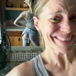 Katee Sackhoff Instagram - Gonna need a good seamstress 😂😂😂😂🤷🏼‍♀️ You know they’re some of your favorite jeans when…🍑 oops