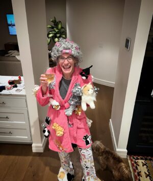 Katee Sackhoff Instagram - Felt Cute. Might delete later 😂❤️ Meow 😸#fbf #halloweencostume