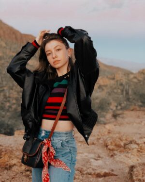 Katelyn Nacon Instagram - I keep saying I’m gonna grow out my hair but I bet it’ll be short af again by the end of next month.
