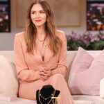 Katharine McPhee Instagram – So excited to be reuniting with my girl @iamjhud this morning on @jenniferhudsonshow talking all things @kmfjewelry! 💕✨

📸: Chris Millard /Warner Bros/ @csrfnsc