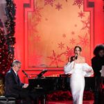 Katharine McPhee Instagram - It’s time to celebrate, HOLIDAY style! ❄️Join me and @davidfoster for a special performance to celebrate families whose lives were changed by adoption during The 24th Annual A Home for the Holidays at @thegrovela. TONIGHT at 8/7c on @CBStv. #Home4Holidays