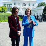 Katherine Moennig Instagram - Words don't give this day justice. Thank you @k_jeanpierre for having us in celebrating lesbian visibility week. Thank you to the incredible staff for being so generous with their time and welcoming us. Thank you to the brilliant minds of all the lgbtq members who we spoke at length with, who are doing the work. It was an honor. ❤️🏳️‍🌈 #lesbianvisibilityweek #thelword