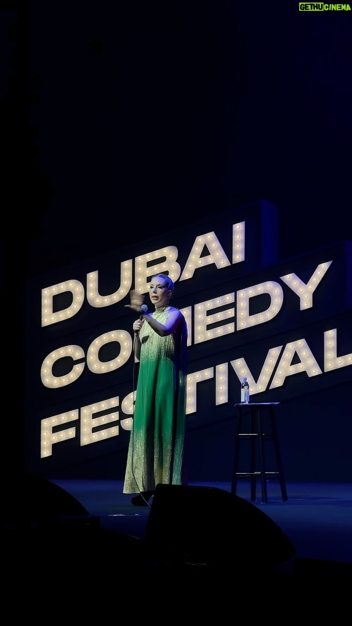 Katherine Ryan Instagram - Katherine Ryan served up some serious hilarity with her bold and unapologetic material!🤣 Get your tickets now! dubaicomedyfest.ae #DubaiComedy #DCF2024 قدمت كاثرين ريان الكثير من الضحك الهستيري بأدائها الجريئ! احصلوا على التذاكر الآن dubaicomedyfest.ae
