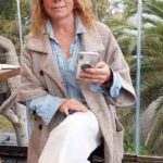 Katherine Salosny Instagram - Te esperamos en el lanzamiento de mi último libro, El Griego, el viernes 6 octubre, desde las 19,30 horas. La actividad se realizará en el Centro Cultural El Tranque, de la Corporación Cultural de Lo Barnechea @corporacionculturallb. Habrá excelentes presentadores: Katty Kowaleczko @kattykolores, Pedro Vicuña @pedroivicuna y Luis Nitrihual @luisnitrihual; música griega en vivo con Alexandros Tefarikis @alexandrostefarikis_ @tefarikismusic, firma y venta de libros y una recepción final. Invitación abierta e imperdible, cómo lo dice mi querida amiga Katy Salosny @katysalosny #libros #estrenosliterarios #bookstagramchileno #bookstagram #bookstagramchile #queleer #lanzamiento #elgriego @griegosdechile @griegosvregion @colectividadhelenicasantiago