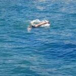 Katherine Salosny Instagram - Viviendo la previa de los panamericanos y parapanamericanos #santiago2023 Acá en Algarrobo seremos sede de distintas categorías en deportes náuticos un escenario maravilloso con las banderas de toda América en el mar!!! Y yo celebro en el feliz!!! Toda información en www.mirasolfm.cl nuestra señal on line 98.7 el dial en el Litoral de los Poetas