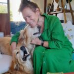 Katherine Salosny Instagram - Con mis pupos bellos queremos pedir cuidado con nuestras mascotas y seguir en la ruta de inclusión en nuestra sociedad para que sean parte protagónica en las familias de Chile !! Feliz guauuuuuu!!! El Ruso y la Sol..