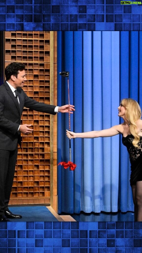 Kathryn Newton Instagram - @kathrynnewton has been playing golf since she was 8 years old ⛳️ #FallonTonight