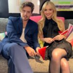 Kathryn Newton Instagram - “Explain” 😆 Play along in this #LisaFrankenstein edition of Red Flags 🚩