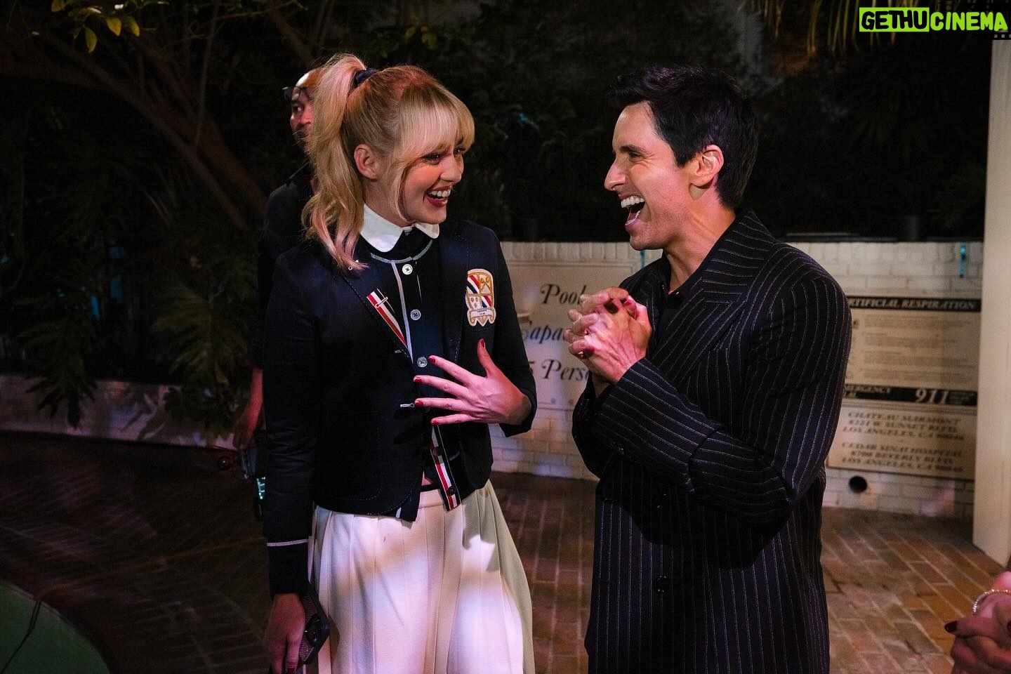 Kathryn Newton Instagram - Congratulations @hacks season 3!!!!! I am a fan of these hot funny people