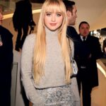 Kathryn Newton Instagram - Swipe to see the MK elevator after party 💋 best people and a beautiful show!!