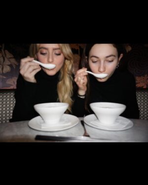 Kathryn Newton Instagram - So busy eating and pointing w geo forgot to post this