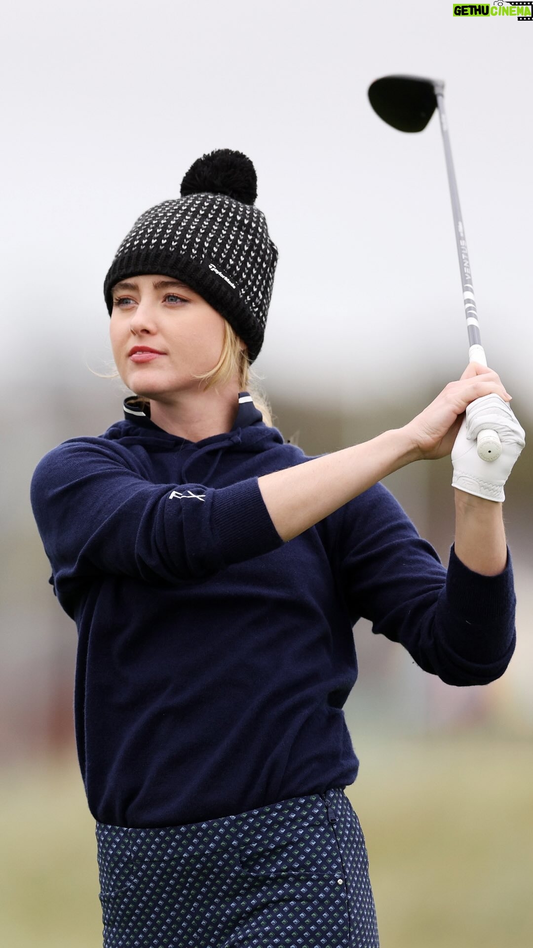 Kathryn Newton Instagram - At the range with Kathryn Newton at the 2023 #dunhilllinks 🏌🏼♀️