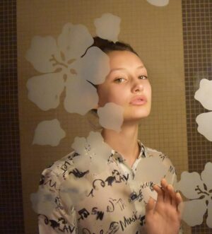 Katia Peel Instagram - Sweet dreams☄️🌟#models #nexttopmodel #modeling #bcktheface #teenmodels #fashionmodels #newfashion #teenfashion #modelscouts #modelingportfolio #fashionable #beautifulgirls #beautifulteen #funfunfun #imgmodelscouting #Zara #americanapparel #hugoboss #wlygmodelsearch  #WLYG #imgmodels #forever21 #PINK #teen #weloveyourgenes #modern #awesome #urbanoutfitters #misssixty #scoutme