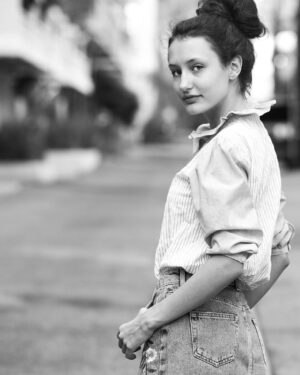 Katia Peel Instagram - 😜Starting freshman year! So excited!! 😝/ no makeup 🤗
Photographer: @sandracolbertphotography •
•
#nexttopmodel #weloveyourgenes #vogue #natural #amazing #gorgeous #stunning #stunning_shot #luxury #beauty #photooftheday #capture #moda #face #closeup #lovebeauty #instagram #love #eyes #classic #instagood @imgmodels.development.jenirose #photo #fashion #kidsfashion #fashionphotography #picoftheday