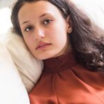 Katia Peel Instagram - Happy Holidays everyone ❤️ I hope you all are having a wonderful time 😘 / no makeup Photographer: @sandracolbertphotography • • #nexttopmodel #weloveyourgenes #vogue #natural #amazing #gorgeous #stunning #stunning_shot #luxury #beauty #photooftheday #capture #moda #face #closeup #lovebeauty #instagram #love #eyes #classic #instagood @imgmodels.development.jenirose #photo #fashion #kidsfashion #fashionphotography #picoftheday