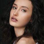 Katia Peel Instagram - Wish everyone has a wonderful week ♡ Photographer: @lillykphotography • MUA: @christinaturino• • #nexttopmodel #weloveyourgenes #vogue #natural #amazing #gorgeous #stunning #stunning_shot #luxury #beauty #photooftheday #capture #moda #face #closeup #lovebeauty #instagram #love #eyes #classic #instagood @imgmodels.development.jenirose #photo #fashion #kidsfashion #fashionphotography #picoftheday