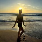 Katie Cassidy Instagram - Another amazing stay 🌴 Thank you @marriott_cr for a beautiful week in the tropics!