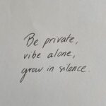 Katie Cassidy Instagram - Note to self 🤍