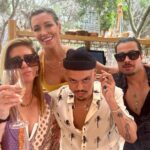Katie Cassidy Instagram - Lovin’ this crew! Check please! 🫶🇫🇷❤️ 📸: @stephenhuszar 🥗: @gigi_restaurant