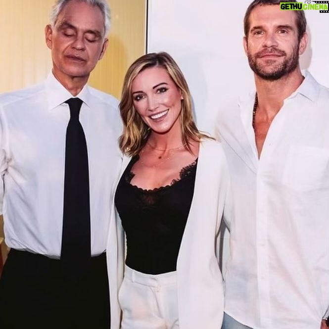 Katie Cassidy Instagram - Going down as the best year yet 🖤 Special moments with my love from our trip to Tuscany this summer at the Treato del Silenzio concert with @andreabocelliofficial. So grateful to be able to experience the legend live *twice* this past year at the Greatest Show! P.S. I'm already dreaming of the 30th anniversary in 2024!