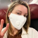 Katie Cassidy Instagram - Happy holidays & again please mask up people!!! Let’s not get those we love sick this holiday season. It’s annoying to wear masks, but it’s better than being stuck in bed feeling like crap. Sending love & good health to everyone! Happy holidays!!! Xx