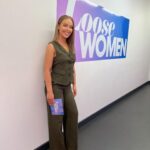 Katie Piper Instagram - What better way to start the week than with my ladies on @loosewomen 🤎 see you at 12:30pm! Feeling fresh with new hair colour by @nickylazou 💁🏼‍♀️👱🏻‍♀️🩷 💄 @toby_salvietto 💇🏼‍♀️ @mauriceflynn 👗 @mothershoppers