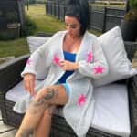Katie Price Instagram - Lovely morning in the garden with a ☕️ Love my new JYY Cardigans 💕 link to shop in my bio and stories x ad