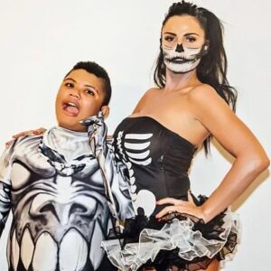 Katie Price Instagram - Halloween soon 🎃 we need lots of ideas what me and kids can dress up as 🎃 what are all of you going to be? xx