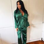 Katie Price Instagram – Bedtime 🎄 fave pjs from JYY London 🎅🏼
Link in my bio & stories to shop them in lots of colours xx 
ps who’s started their Xmas shopping? 🫣 
ad
