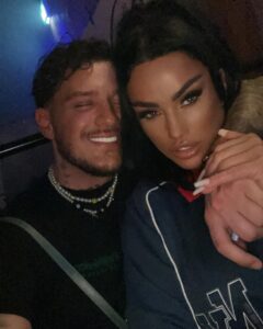 Katie Price Instagram - They say things happen for a reason , the unexpected happened . Fate . Ticks every box . @johnjoeslater you have proved to me you are a real gentleman and completely except me for me ❤️