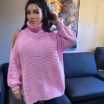 Katie Price Instagram – You all know how much I love pink 🩷 @jyyldn jumper sizes 8 to 22 xx

ad