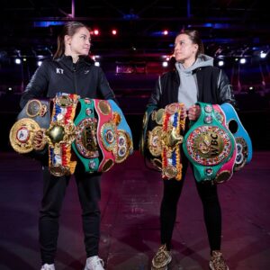 Katie Taylor Instagram - 🔒 4 days to go 👊🏼 Live on @daznboxing