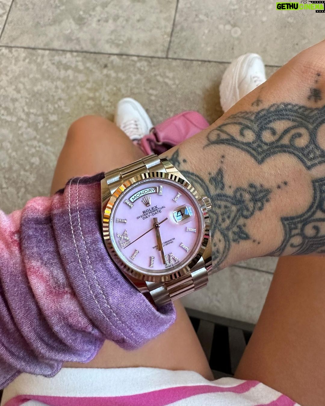 Katja Krasavice Instagram - Pinke Rolex, Pinke P*ssy💕