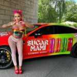 Katja Krasavice Instagram – @sugarmami.official coming soon!!!! 😍😍🤤
Lest bis unten durch ihr habt eine unglaubliche Chance!!! 😍
Ich habe in den letzten 2 Jahren mein Leben in meine Geschmacksnerven in dieses Produkt rein gesteckt!!! 🔥
Zwischen Höhen und Tiefen – zwischen Tagen an denen ich meinte ich bringe dieses Getränk doch nicht raus weil es noch nicht perfekt war! 😫
Zu jetzt endlich 2 Jahre später: SUGARMAMI ist perfekt und bereit euch mit allen 4 Geschmackssorten zu erfrischen!!!! 😍🤤
Die Reise geht los diesen Sommer erwartet euch SUGARMAMI – der Sparkling Softdrink 🍒🌵🍓🍑
‼️UNGLAUBLICH: Ein Paar von euch können SUGARMAMI mit mir zusammen VOR ALLEN ANDEREN probieren!!! 😱😍
Es ist ganz einfach:
Folgt dem offiziellen SUGARMAMI Profil: @sugarmami.official
Und wer Glück hat wird nächste Woche von mir mit meinem SUGARMAMI BENZ und dem SUGARMAMI Getränk besucht und versüßt 😍‼️
Viel Glück! 🔥
EURE SUGARMAMI 🤤