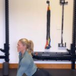 Katrin Tanja Davidsdottir Instagram - My training might look a little different these days, but my morning @gowod_mobilityfirst has stayed the same ✨💚 This is my pre bike interval session hip opener & it feels so GOOD: - Knight to Hamstring stretch - Pigeon stretch - Roll quads - Roll adductors - Roll glutes
