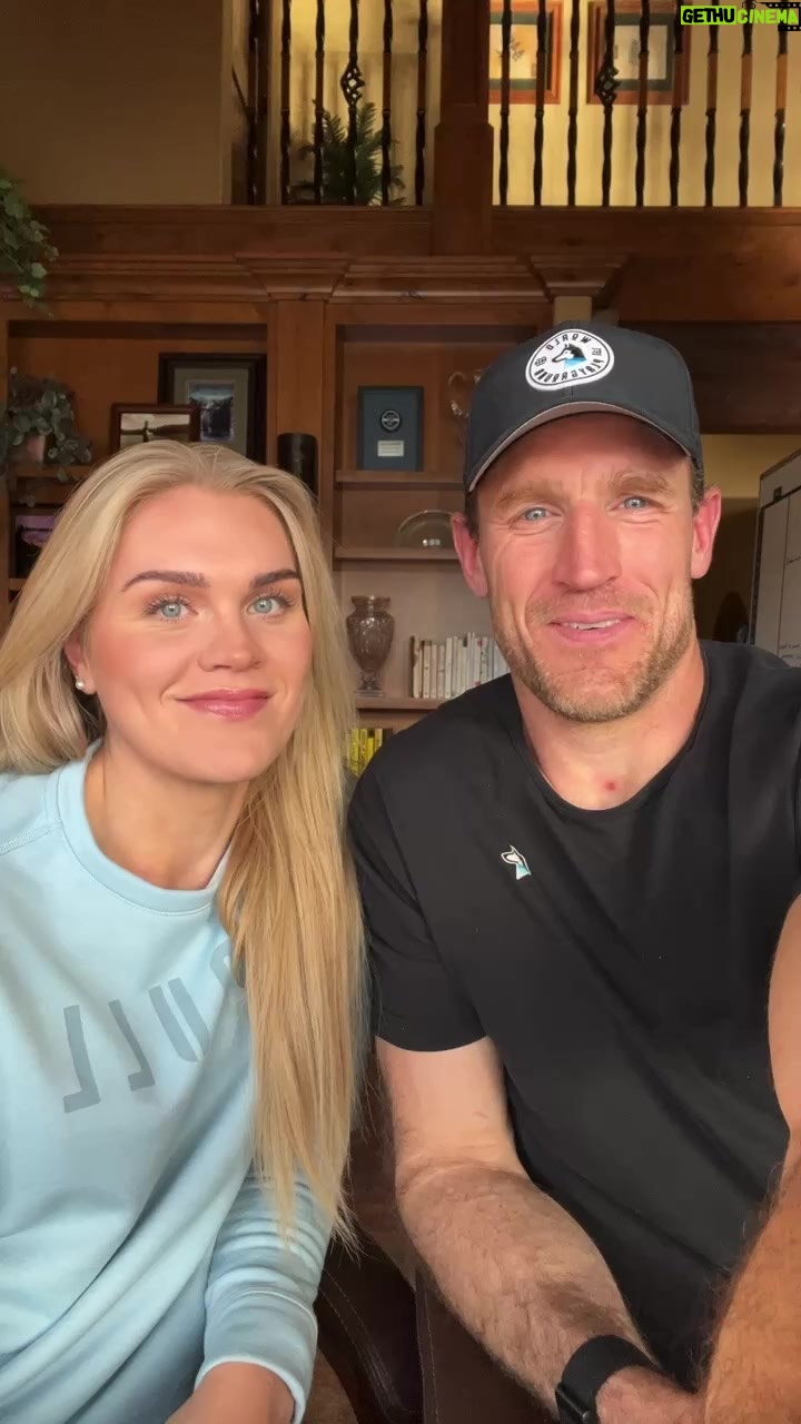 Katrin Tanja Davidsdottir Instagram - Iceland Adventure Q & A 🇮🇸 Book your spot on this @worldplayground adventure while you still can! Go to @worldplayground or www.worldplayground.co/iceland for more details and to book your spot!