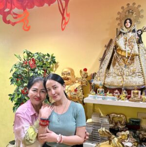 Katrina Halili Instagram - Thank you achi @joylim888 for my charms and crystals bracelets❤️ sobrang dami, ILoveYou! Na miss kita,😘