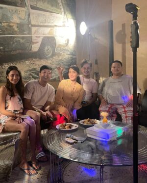 Katrina Halili Instagram - Thank you sa lahat ng bumati kahapon at nung isang araw pa😊 The unplanned birthday celebration 😜 thanks to Melanie Espina Alvarez and Diggy Espina Alvarez start na sana ng diet nung jan 3😂 Salamat sa mga pumunta kahapon at tumulong mag prepare ng food kuya iane, jing jhong gie😜, Iwa Jimenez Jeremy Thomas Desterdly Gemma Crator mama thank you 💋