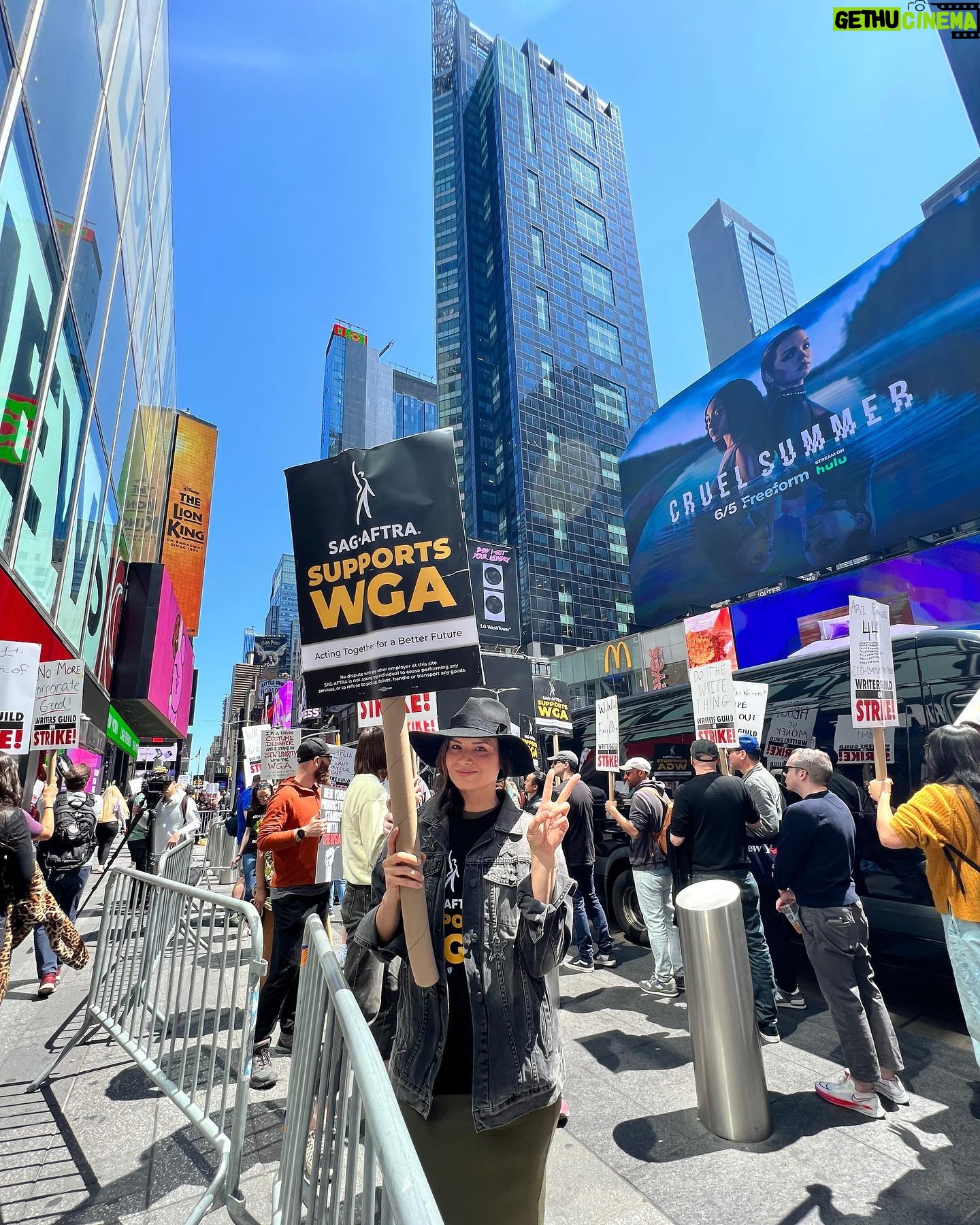 Katrina Law Instagram - A little East Coast support for @wgawest @wgaeast @sagaftra #wgastrong #wgastrike #nyc WE NEED OUR WRITERS BACK ASAP, PLEASE!!!