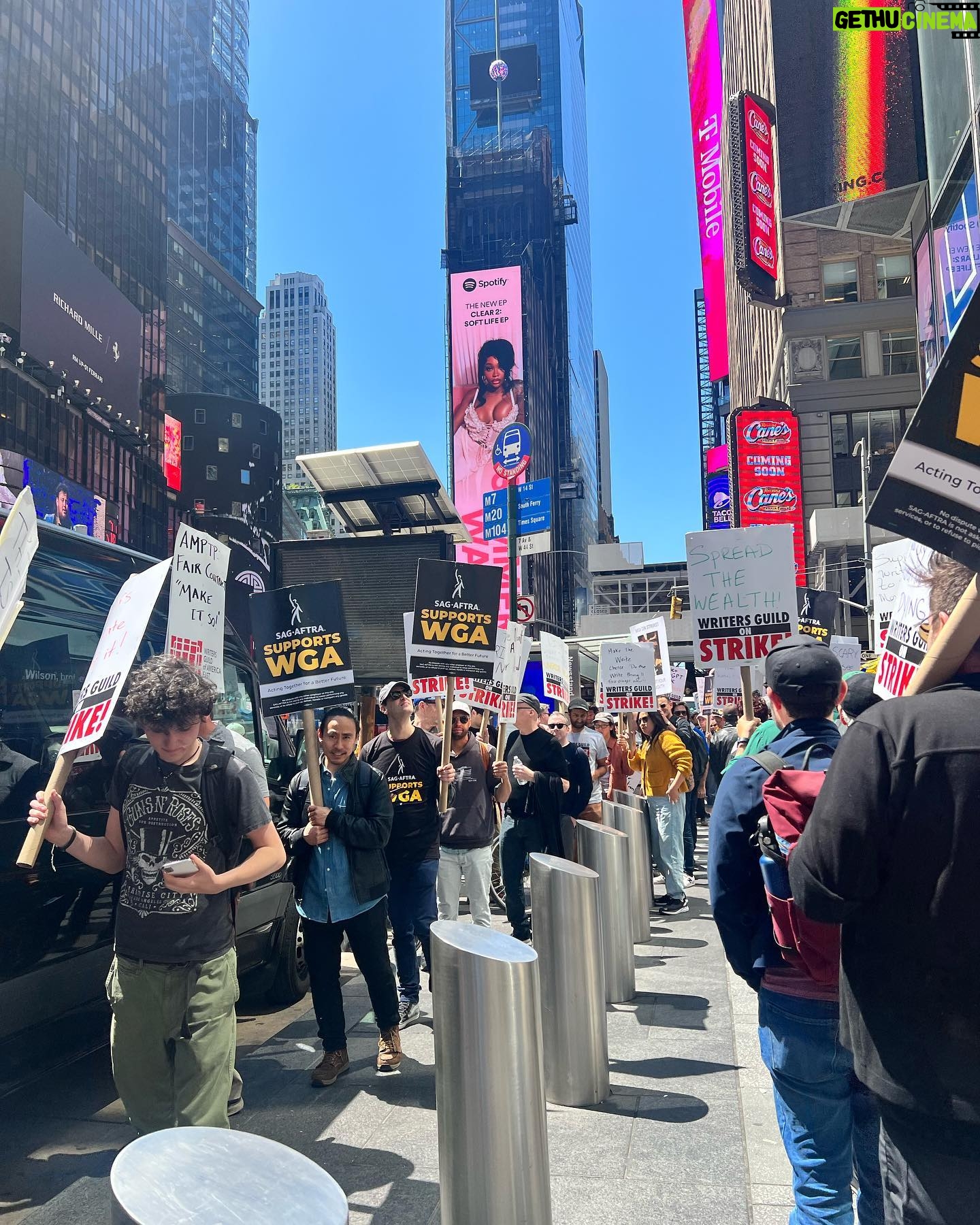 Katrina Law Instagram - A little East Coast support for @wgawest @wgaeast @sagaftra #wgastrong #wgastrike #nyc WE NEED OUR WRITERS BACK ASAP, PLEASE!!!