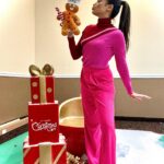 Katrina Law Instagram - Thank you @ #christmasconnj2022 @thats4ent What a wonderful day 🥰