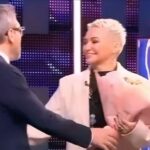 Katya Lel Instagram - С Днём Мамочек нас, драгоценные Женщины! Благодарности и благости!🌸🌸🌸 «Центральное Телевидение « на НТВ с @vadimtakmenev 💜 3-я строчка в глобальном топе по динамике популярности, 6-я строчка в Германии, 4-я строчка в Швеции, 8-я строчка во Франции, 2-я строчка в Литве, 3-я строчка в Норвегии, 4-я строчка в Нидерландах, 3-я строчка в Польше, 9-я строчка в Турции, 4-я строчка в Италии, 6-я строчка в Великобритании, 5-я строчка в Австрии, 3-я строчка в Дании, 3-я строчка в Бельгии, Финляндия 1-е место🔥🔥🔥🔥🔥🤩🚀 @vivostyle 🧥 #катялель #вадимтакменёв #светавдуше🌞