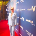 Katya Lel Instagram - Светлого вечера, друзья!🩵 Как проводите вечер? @cinema.moscow @exponentafilm #катялель #напремьере #гармонии #городтайн2