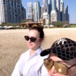 Katya Lel Instagram - Солнышка в душе и над нами☀️💜! Ловите нашу любовь с доченькой @emilovetv_official !😊 Благодарю, Вселенная, за этот новый, лучший день !💫 #катялель #эми #счастливыйдень #дубай #благодарю☀️