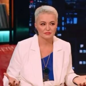 Katya Lel Instagram - Мировой хит « Мой мармеладный» в студии @volyashow , часть 2я🩵, вы прекрасны, благодарю! Позитива всем. 🫶
Я не призываю вас верить в мою историю жизни, просто откройте свои сердца и поймёте, друзья, я просто делюсь искренне с вами, потому что время пришло, мне не нужен хайп, его достаточно в моей жизни, поверьте, это моя реальность, совсем скоро ваше сознание захочет это знать и чувствовать, я рядом и помогу. 🥰 Просто будьте в высоких вибрациях, без агрессии и осуждения, не совершайте зла и не думайте плохо, будьте в энергиях прощения и принятия, позвольте себе быть уже  сегодня счастливыми и благодарными, это очень важно , чтобы идти в новую частоту нашей осознанности, она уже с нами... 
Ничего не бойтесь! Бог с нами!🙏🏻😘
#катялель #мировойхит #светвдуше #пашаволя #ильясоболев #live