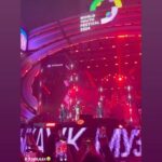 Katya Lel Instagram - Нет таких денег в мире, чтобы купить эту народную, искреннюю любовь! Это ваш выбор! 🔥И это большое счастье для артиста! Люблю вас, обожаю и благодарю за то, что Вы есть у меня такие замечательные! 🙏🏻🫶 Света в душе, любимые! ☀️🫶🩷. Пусть в вашей жизни всё легко получается💫☀️! #катялель #мировойхит #любовьнавсегда #науровнеднк #мурашкипокоже