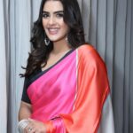 Kavya Thapar Instagram - नूर-ए-नैना✨ Stylist- @saranya_raov Outfit - @sakhiweaves Mua - @iramakeupstudios Hairstylist - @jayaram_dasarla